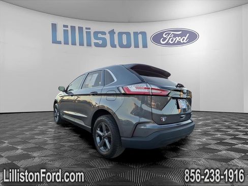 Used 2022 Ford Edge SEL w/ Sport Appearance Package image 4