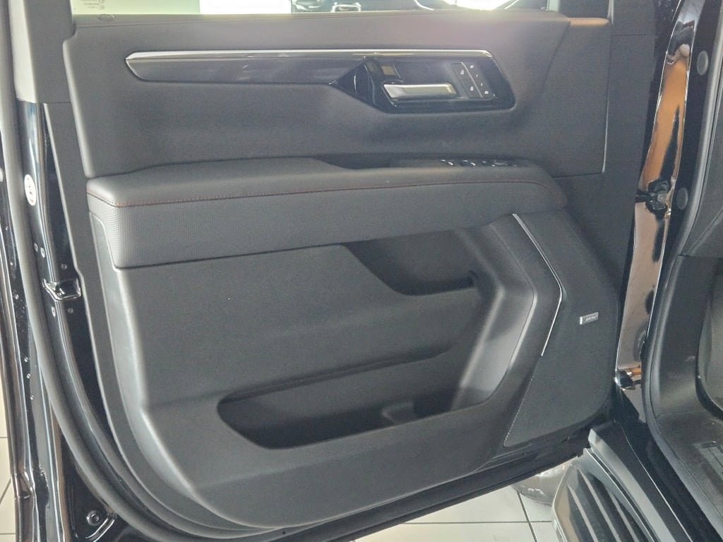 New 2026 Chevrolet Tahoe RST w/ Comfort Package AWD/4WD image 21
