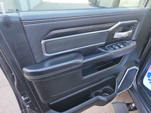 Used 2023 RAM 3500 Laramie AWD/4WD image 10
