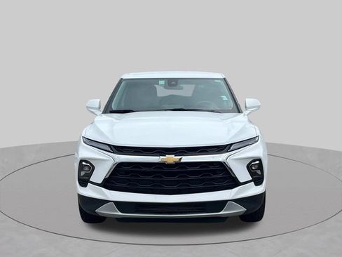 Used 2025 Chevrolet Blazer LT FWD image 10