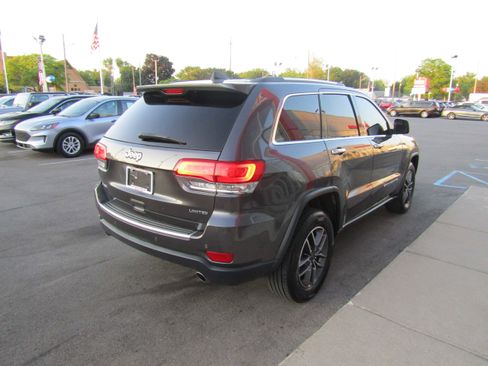 Used 2019 Jeep Grand Cherokee Limited AWD/4WD image 5