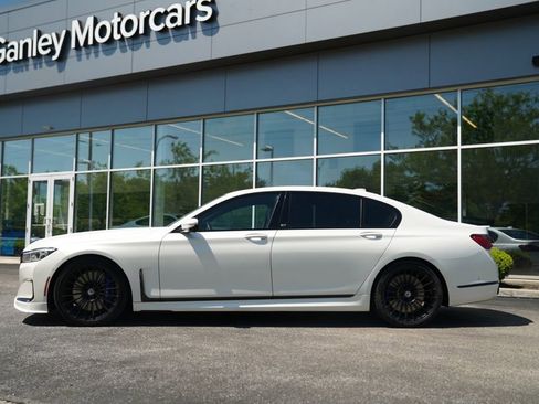 Used 2022 BMW ALPINA B7 xDrive w/ Luxury Rear Seating Package AWD/4WD image 9
