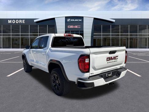 Used 2025 GMC Canyon Elevation w/ Convenience Package RWD image 5