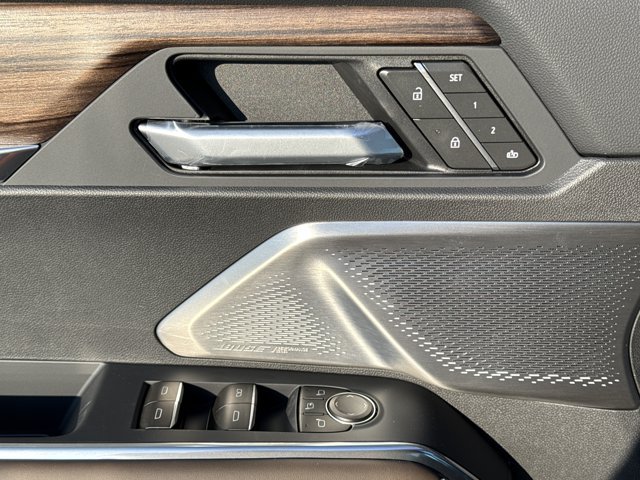 New 2027 GMC Acadia Denali Ultimate w/ LPO, Floor Liner Package FWD image 17