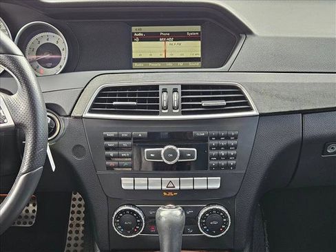 Used 2013 Mercedes-Benz C 250 Sedan image 13