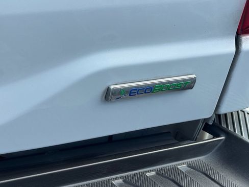 Certified 2022 Ford F150 Lariat w/ Equipment Group 502A High AWD/4WD image 15