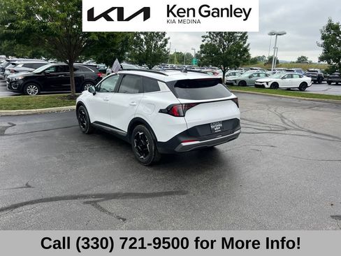 Certified 2026 Kia Sportage EX w/ EX Panorama Roof Package FWD image 15