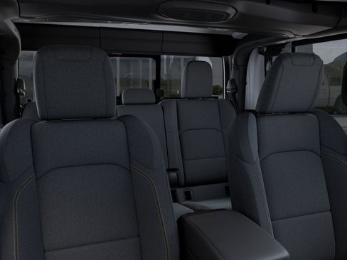 New 2025 Jeep Gladiator Sport image 26