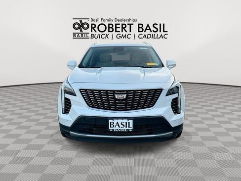 Used 2020 Cadillac XT4 Premium Luxury FWD image 3