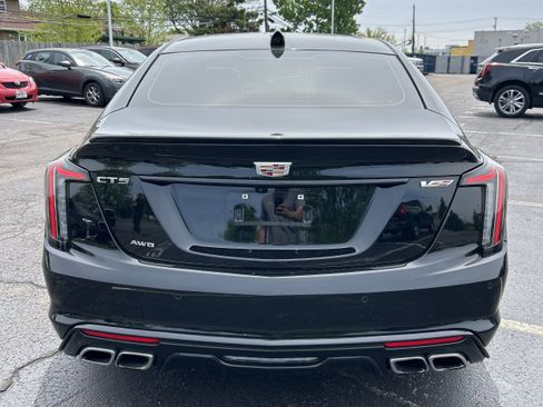Used 2025 Cadillac CT5 V w/ Technology Package AWD/4WD image 5