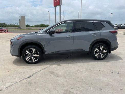 Certified 2024 Nissan Rogue SL AWD/4WD image 4
