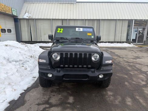 Used 2022 Jeep Wrangler Unlimited Sport image 4