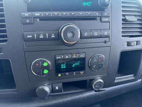 Used 2010 Chevrolet Silverado 1500 LT w/ Power Pack Plus image 12