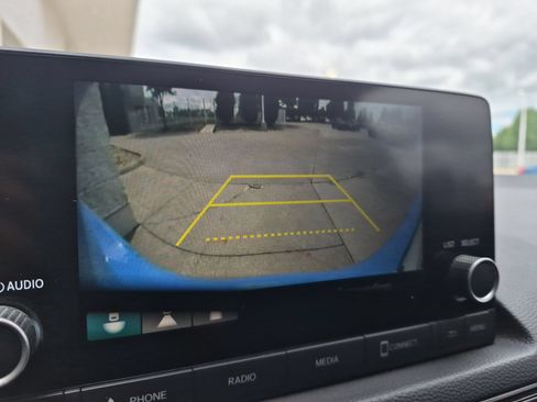 Used 2022 Honda Civic Sport image 19