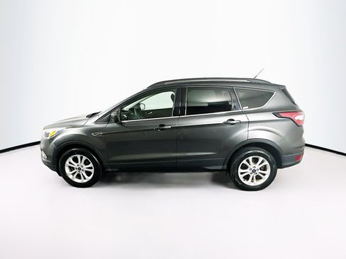 Used 2018 Ford Escape SE FWD image 4