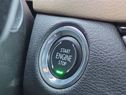 Used 2024 Cadillac XT4 Premium Luxury w/ Active Safety Package image 30