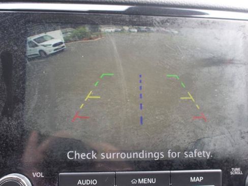 Used 2020 Nissan Titan SV w/ SV Convenience Package AWD/4WD image 19