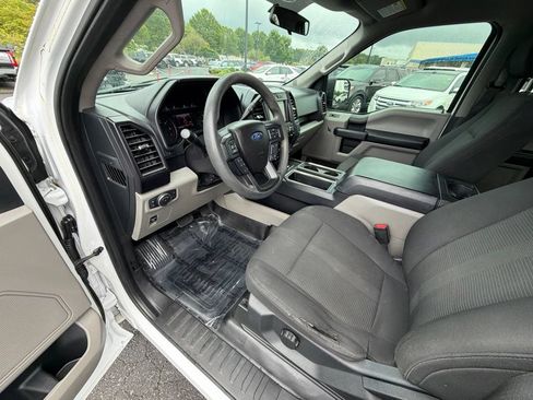 Used 2017 Ford F150 XL w/ Equipment Group 101A Mid RWD image 8