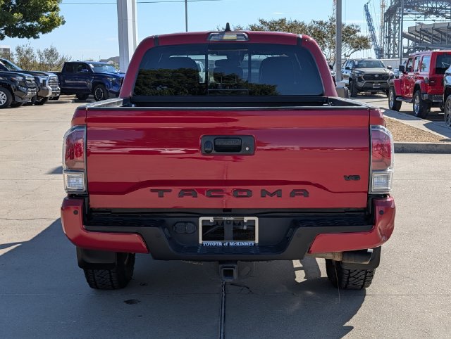 Used 2022 Toyota Tacoma TRD Off-Road w/ Technology Package AWD/4WD image 7
