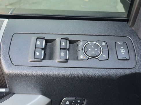 Used 2021 Ford F250 Lariat AWD/4WD image 28