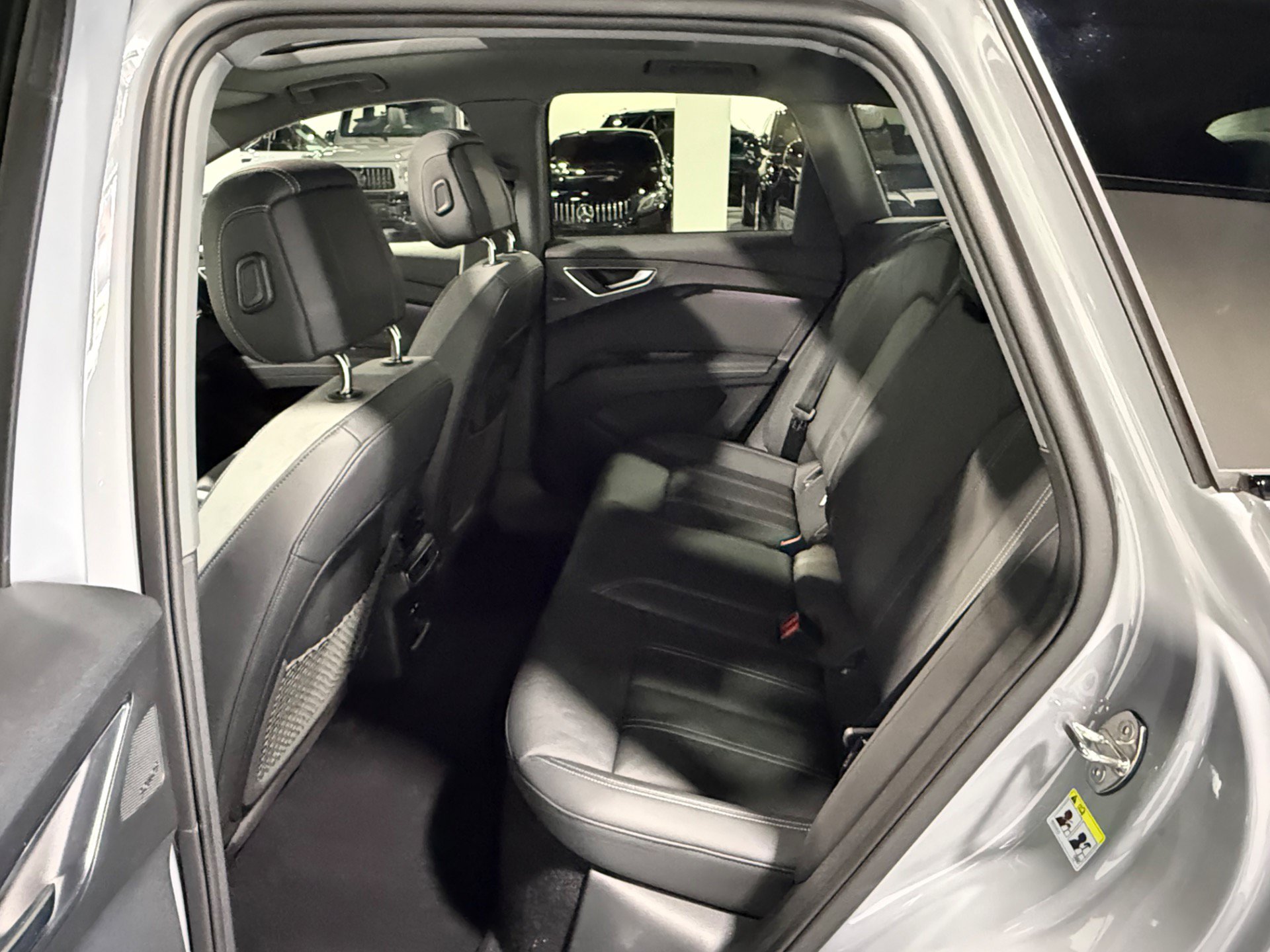 Used 2023 Audi Q4 e-tron Premium Plus w/ Premium Plus AWD/4WD image 63