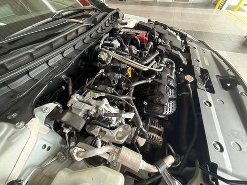 Certified 2025 Nissan Altima 2.5 SV FWD image 29