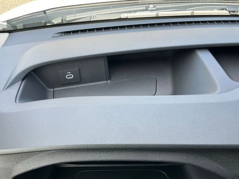 New 2026 Ford Transit 250 148 Medium Roof image 50