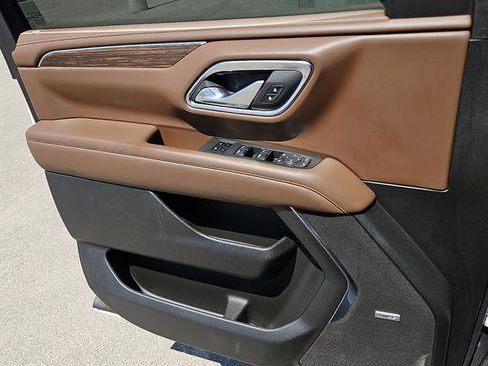 Certified 2024 Chevrolet Suburban High Country w/ Max Trailering Package image 13