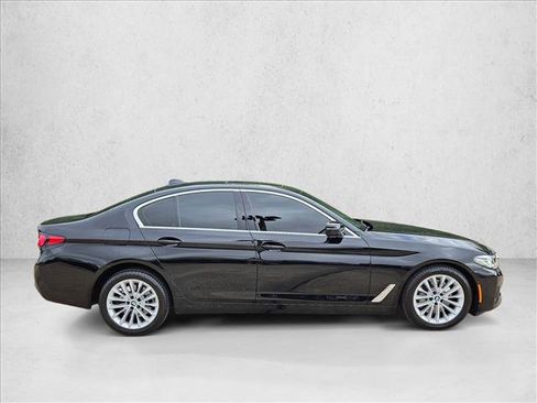 Used 2023 BMW 530i RWD image 4