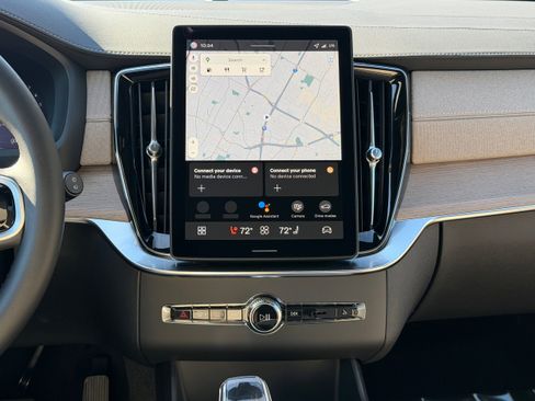 New 2026 Volvo XC90 B6 Core image 12