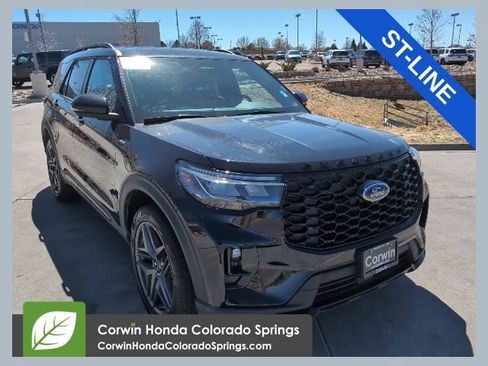 Used 2025 Ford Explorer ST-Line w/ ST-Line Street Pack AWD/4WD image 1