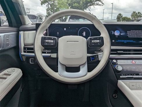 Used 2024 Hyundai Santa Fe Calligraphy image 18