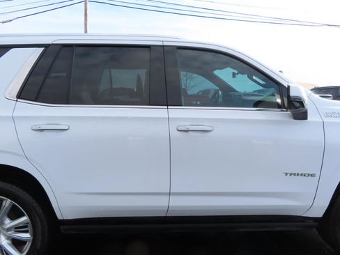 Used 2021 Chevrolet Tahoe High Country w/ Premium Package image 21