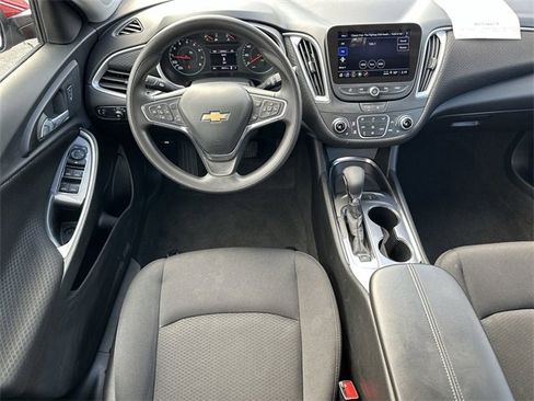 Certified 2025 Chevrolet Malibu LT image 19