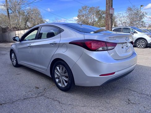 Used 2015 Hyundai Elantra SE w/ Option Group 02 image 24