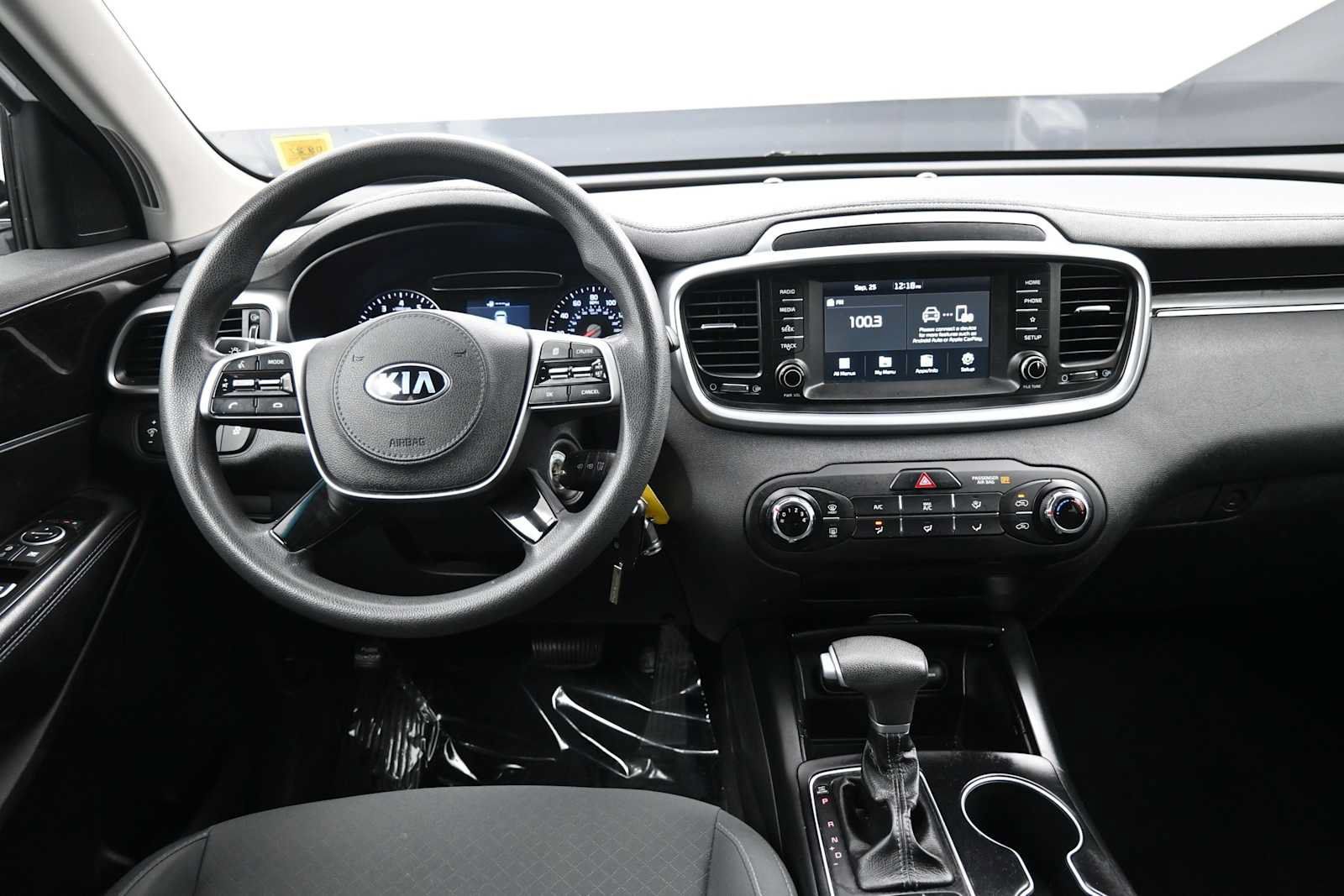 Used 2020 Kia Sorento FWD V6 image 18