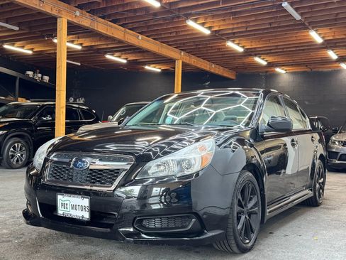 Used 2013 Subaru Legacy 2.5i Premium image 3