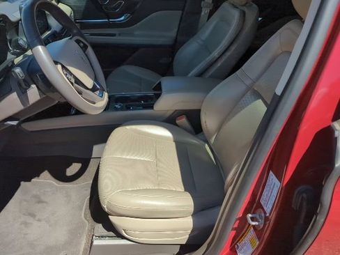 Used 2020 Lincoln Corsair AWD w/ Equipment Group 101A image 5