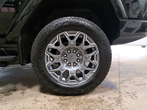 New 2025 GMC Hummer EV 3X image 44