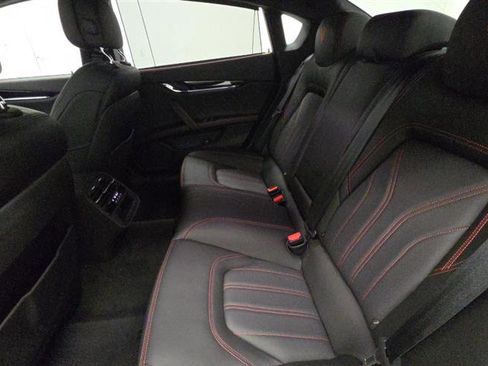 Used 2023 Maserati Quattroporte GT image 9