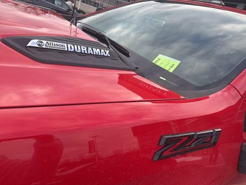 Used 2024 Chevrolet Silverado 3500 LTZ w/ LTZ Plus Package image 2