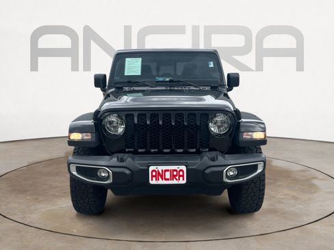 Used 2023 Jeep Gladiator Sport AWD/4WD image 5