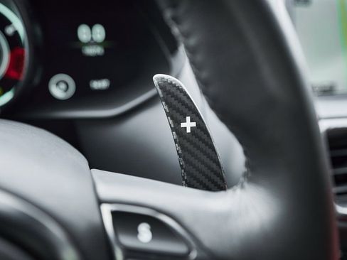 Used 2023 Aston Martin V12 Vantage image 58