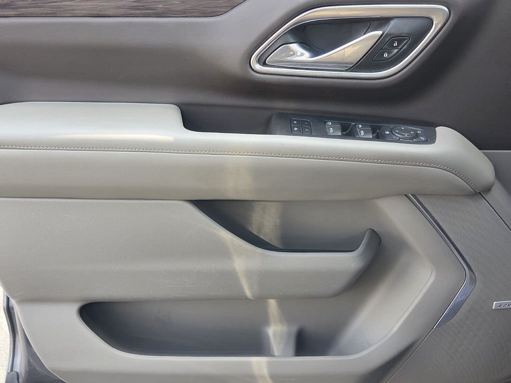 Used 2021 Chevrolet Tahoe LT RWD image 28