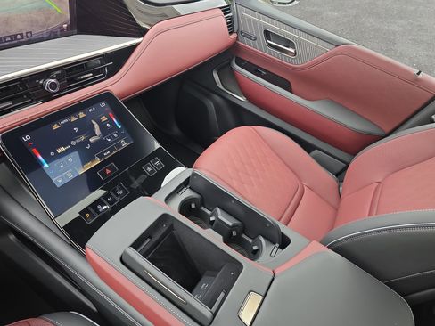 New 2026 INFINITI QX80 Autograph image 25