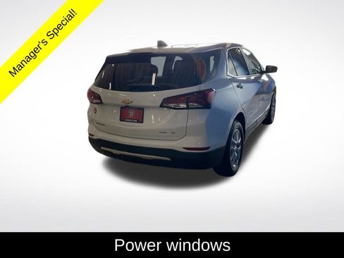 Used 2024 Chevrolet Equinox LT AWD/4WD image 16
