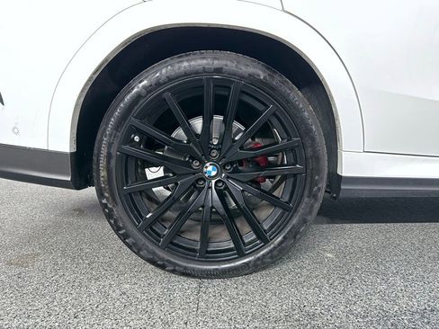 Used 2023 BMW X6 xDrive40i w/ M Sport Package AWD/4WD image 7