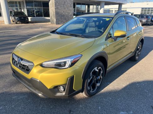 Used 2022 Subaru Crosstrek 2.5i Limited w/ Moonroof Package 2 image 3
