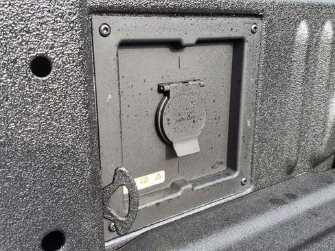 New 2026 Ford F150 XLT w/ Equipment Group 302A MID image 9