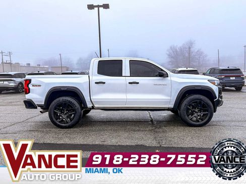 Used 2024 Chevrolet Colorado Trail Boss image 8